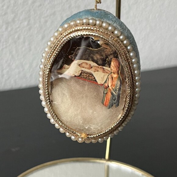 Vintage Christmas Egg Diorama Ornaments // Set of 2 // Real Eggs - Picture 7 of 11